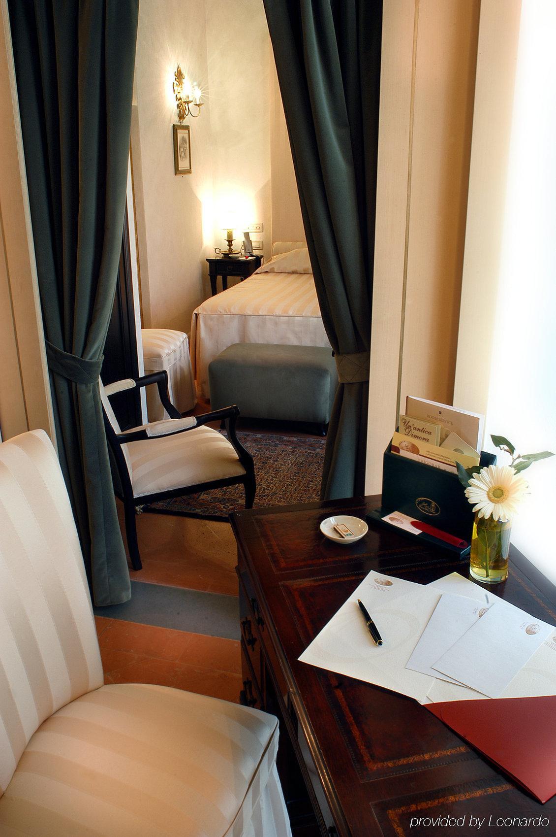 Hotel Relais Dell'Orologio Πίζα Δωμάτιο φωτογραφία