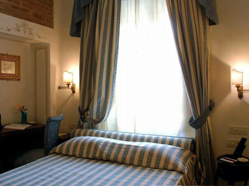 Hotel Relais Dell'Orologio Πίζα Εξωτερικό φωτογραφία